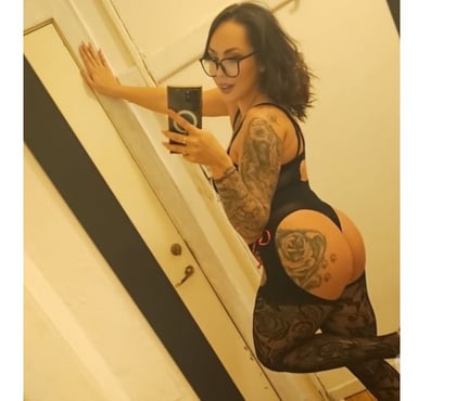 Escort Dundee City Centre Dundee - Photos for Party girl ELYSA in town !! Real Pictures 100%