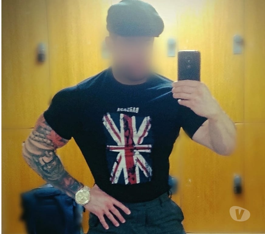  Gay massage North West London Hendon Central - North West London - Photos for Muscular Italian Ex-Model available for massage