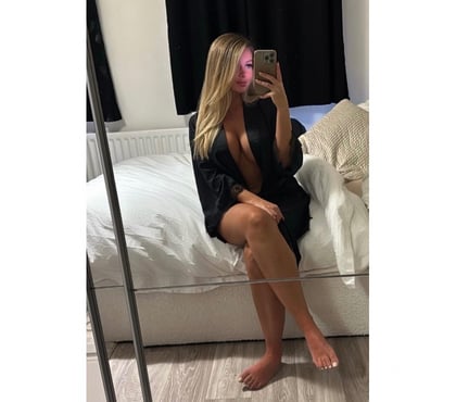  Escorts & Erotic Massage Milton Keynes City Centre Milton Keynes - Photos for 🔥HOT BRITISH BLONDE🔥FAT ASS NO RUSH🔥