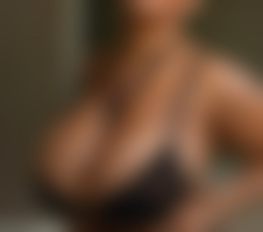  Escorts & Erotic Massage Cranford Hounslow - Photos for 👅❤️ LATINA NEW IN PARTY GIRLS❤️👅