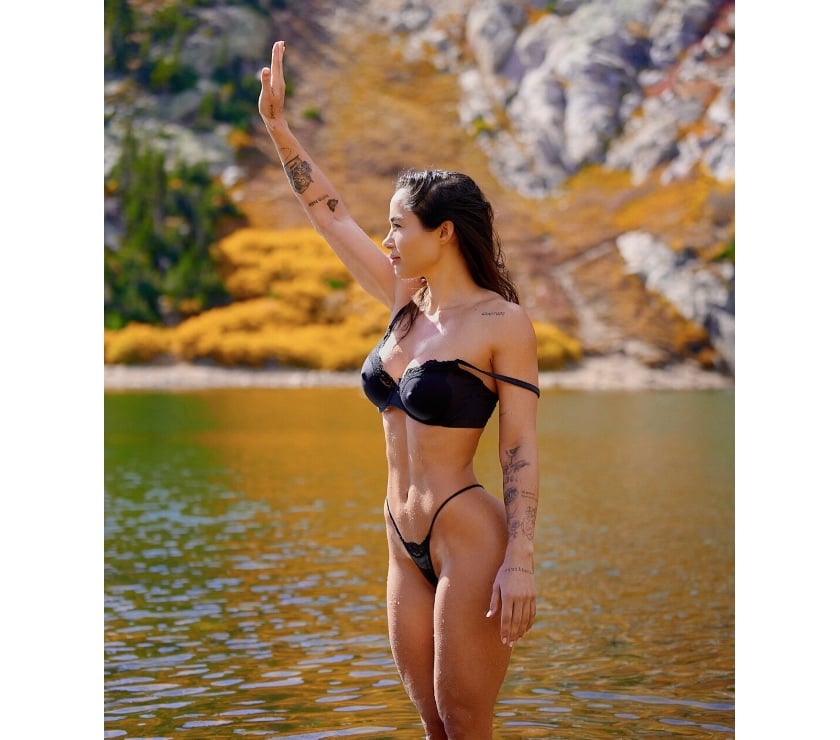 Escorts Golders Green North West London - Photos for Sandra, your next door party girl ✨😘