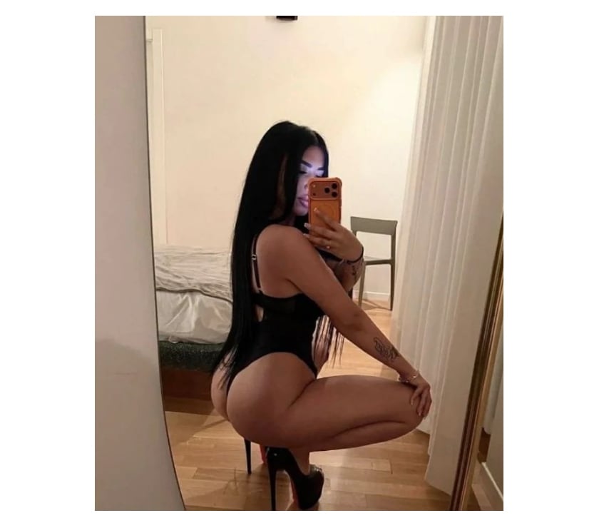 SILVIA 💯❤️BRAZILIAN PARTY GIRL💯❤️