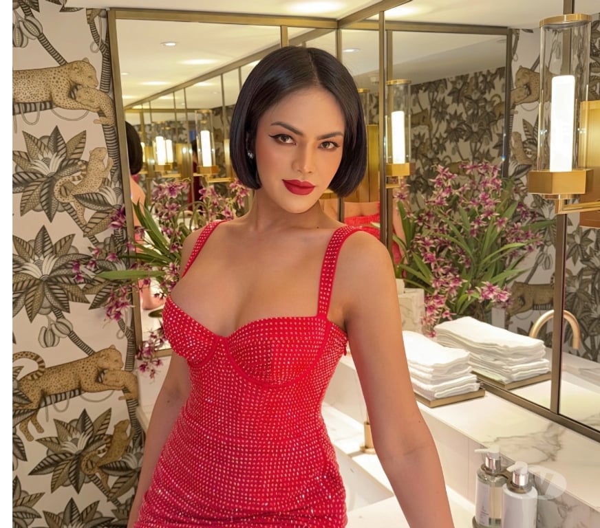 Escorts Central London Soho - Central London - Photos for Poppy Thai Ts ladyboy in London Covent Garden 🍆💦💦