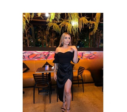  Escorts Swindon Town Centre Swindon - Photos for 👅Lucia brazilian Hot girl