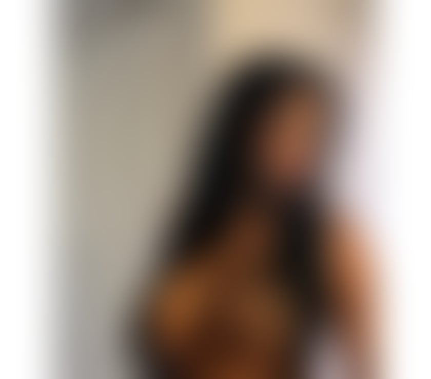 Escorts West Yorkshire Leeds - Photos for Luna, a sexy Latina girl, first time in the city.