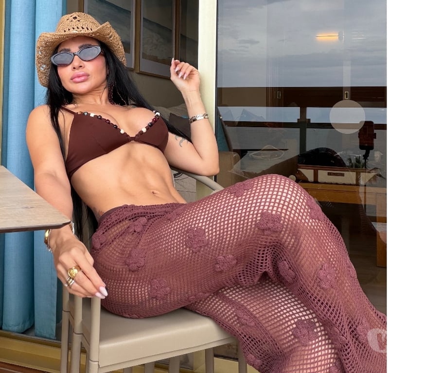 Escorts Kent Dartford - Photos for GIULIANA PARTY 🎉 NAUGHTY GFE