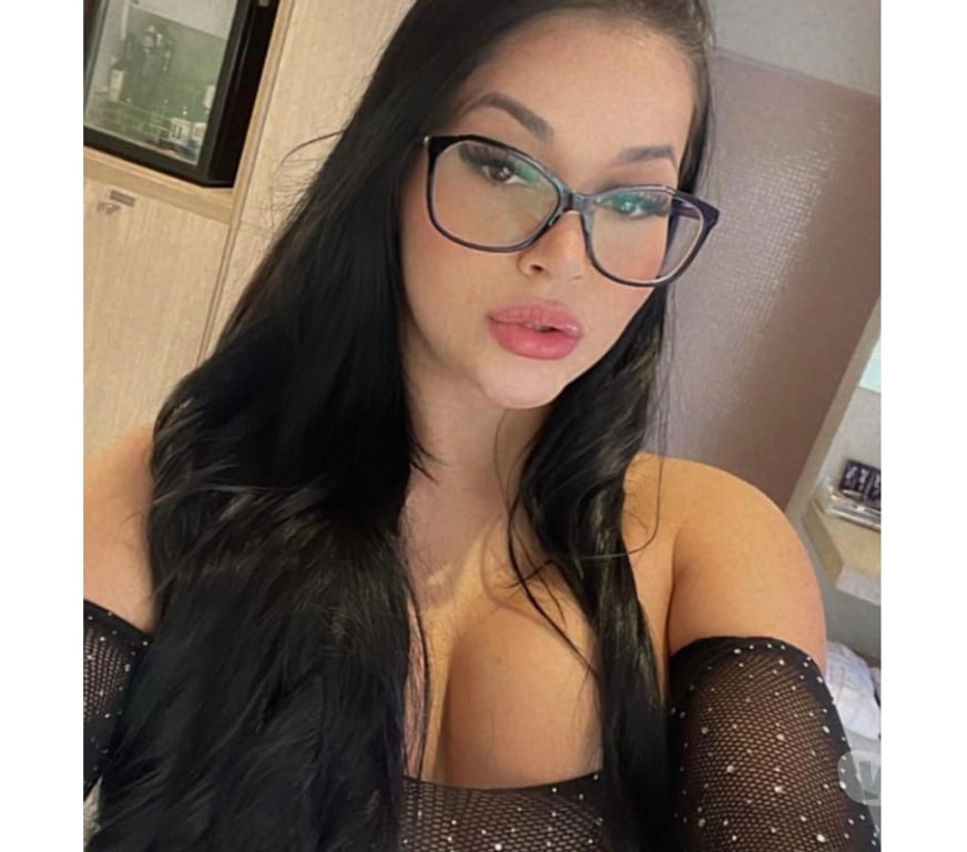 Escorts North London North Finchley - North London - Photos for Bruna Hot Brazilian Brunette 🔥🇧🇷 Real Pic