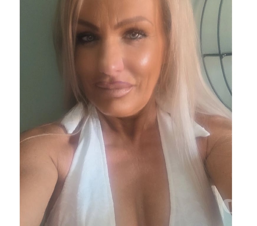 Escorts Greater Manchester Tameside - Photos for Swedish Massage