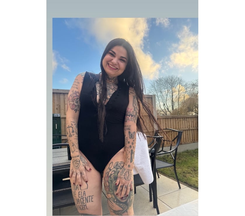 Escorts Surrey Guildford - Photos for Nina NEW IN TOWN! Professional Therapist and DOMI_NATRIX!