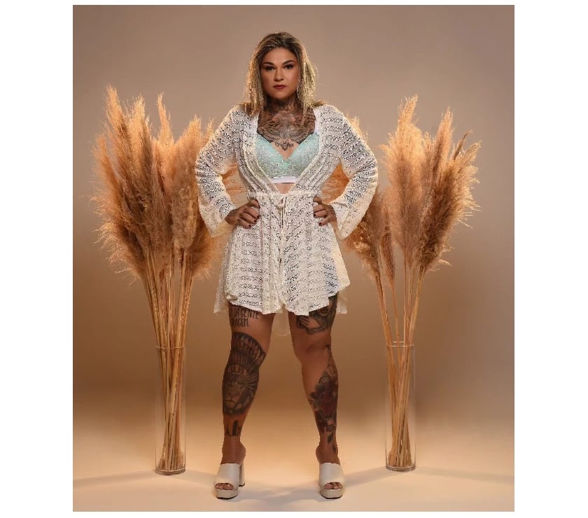 Escorts Surrey Guildford - Photos for Nina NEW IN TOWN! Professional Therapist and DOMI_NATRIX!