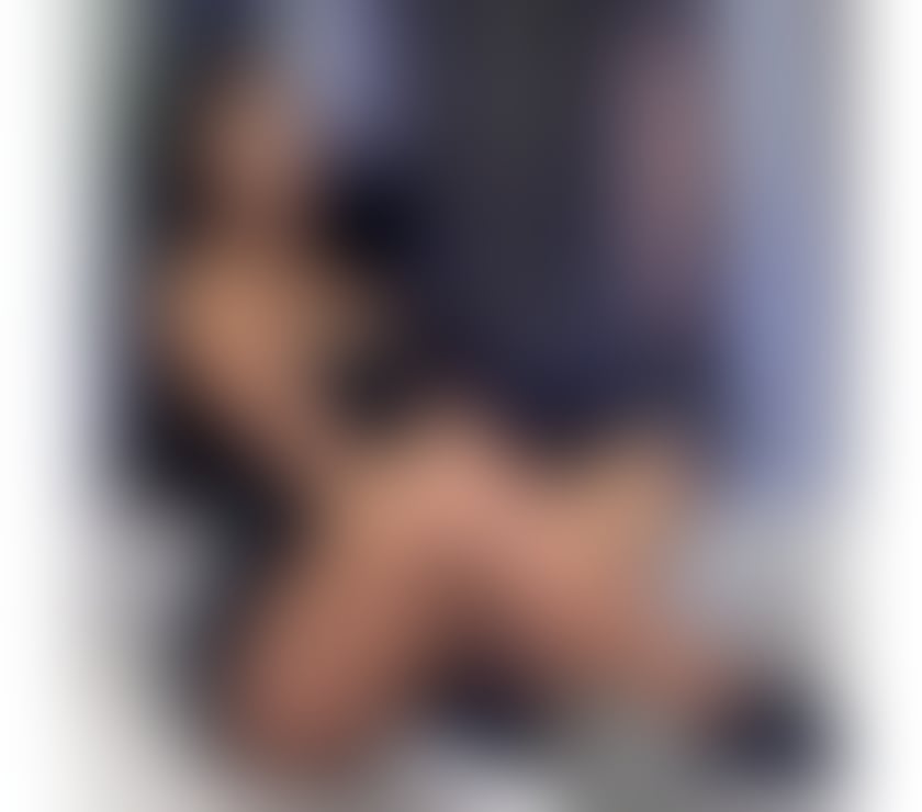 Photos for New 🔥Hot Colombian Girl🫦Real pictures