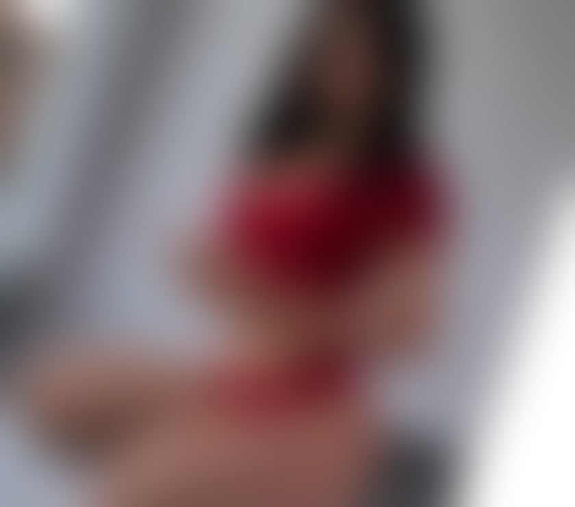 Escorts East London Redbridge - Photos for ALESSIA Naughty Party Girl Best BJ ever in London🥰