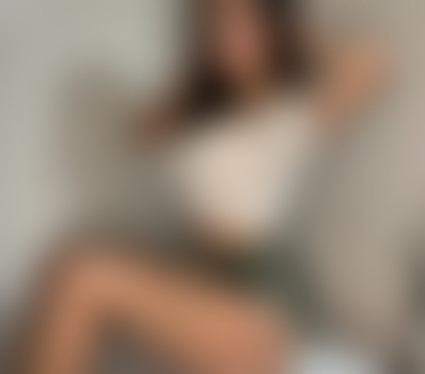 Escorts East London Redbridge - Photos for ALESSIA Naughty Party Girl Best BJ ever in London🥰