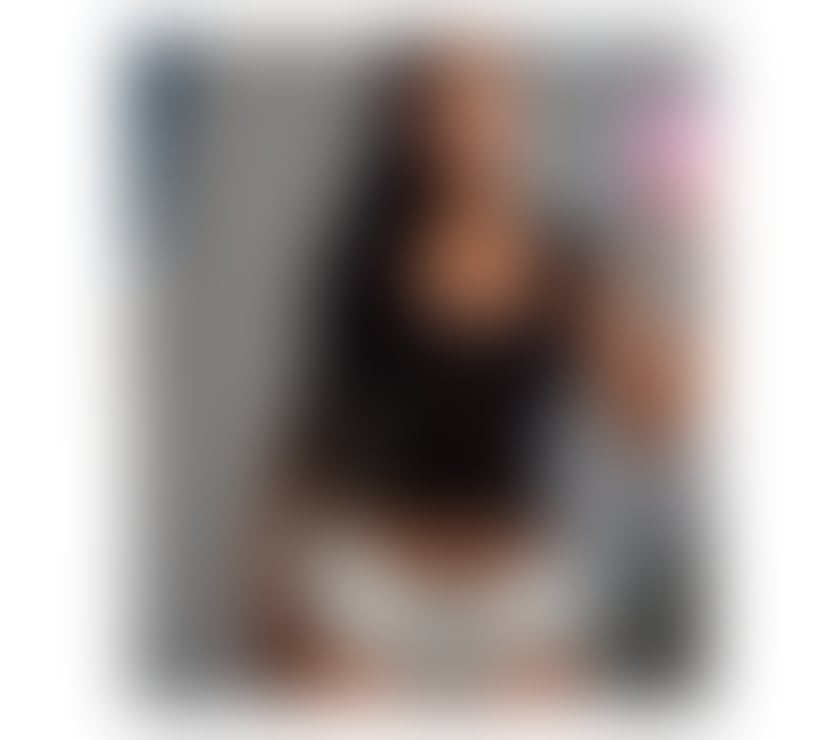 Escorts Piccadilly Manchester - Photos for Dara — Your Naughty Brazilian Doll