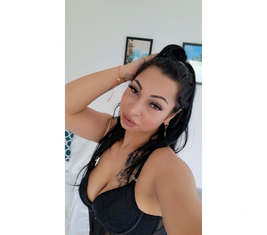 Escorts Wiltshire Swindon - Photos for New brunette in town ❤️❤️❤️incall outcall