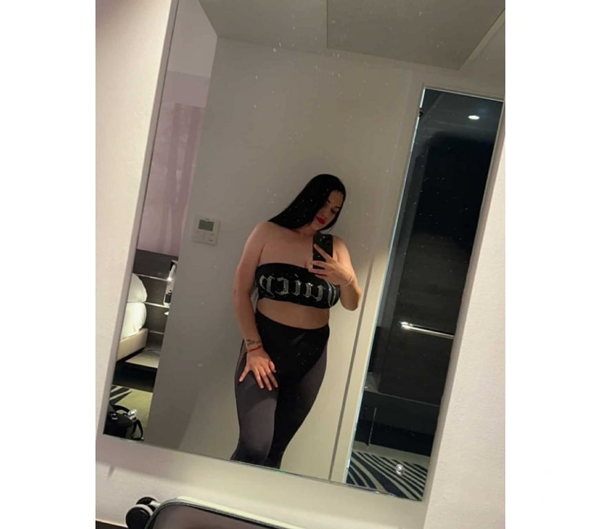 Escorts Wiltshire Swindon - Photos for Bella 💦 party 💟real pleasure