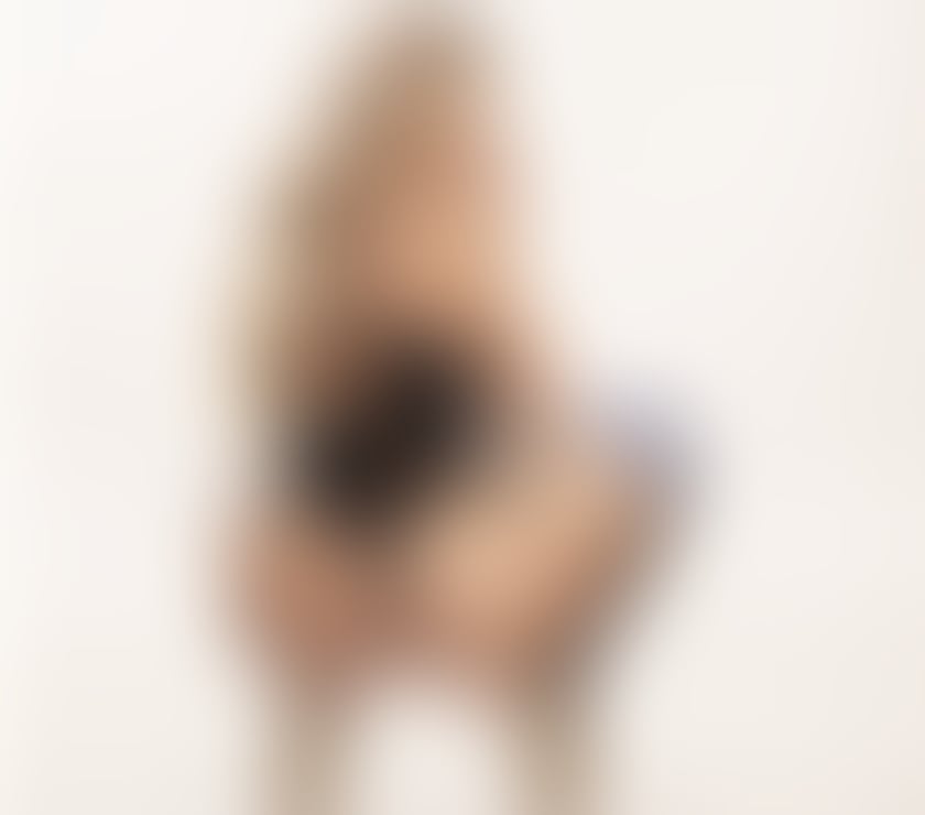 Trans Brighton City Centre Brighton - Photos for LARIH BRASILIAN