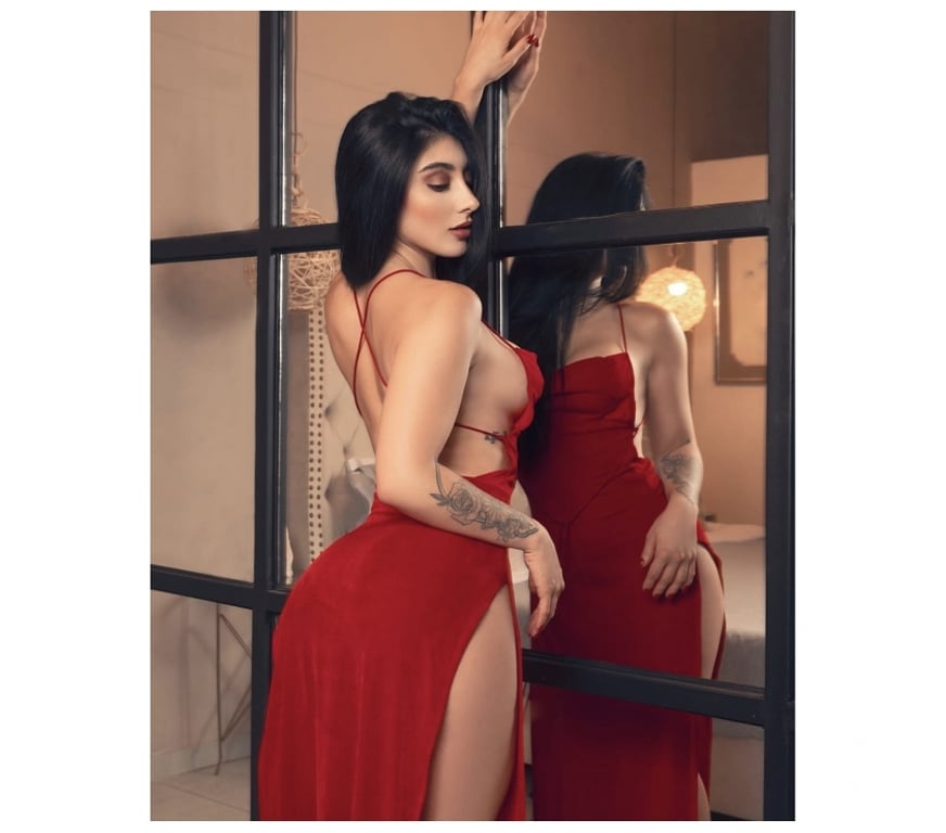 Escorts Surrey Spelthorne - Photos for Maggie 🍑🥵🔥REAL 💯 Party ❤️ Good Service ✅