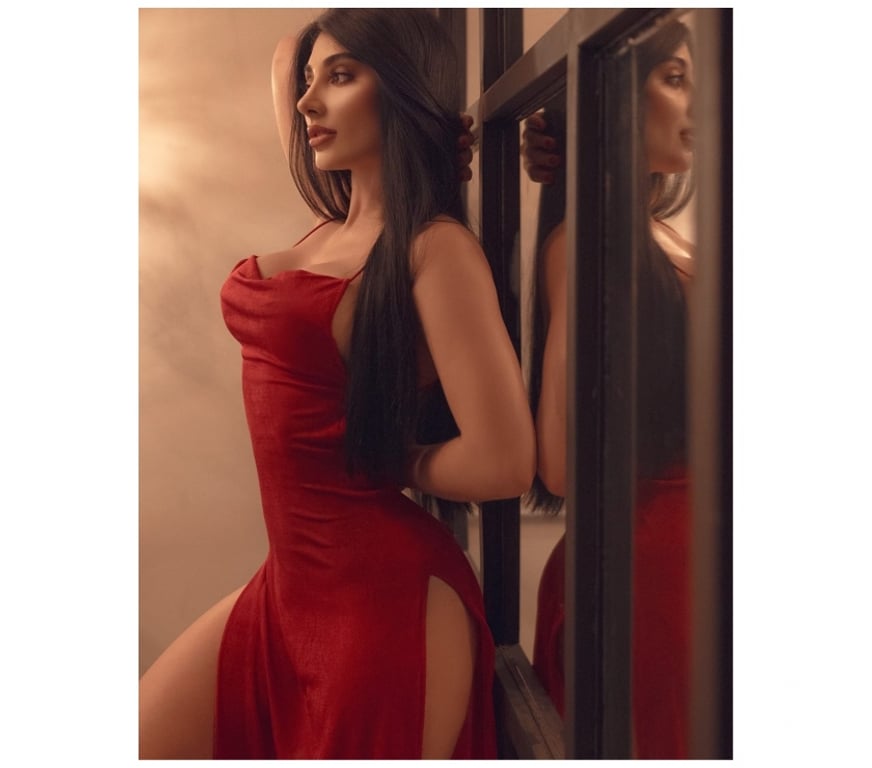 Escorts Surrey Spelthorne - Photos for Maggie 🍑🥵🔥REAL 💯 Party ❤️ Good Service ✅