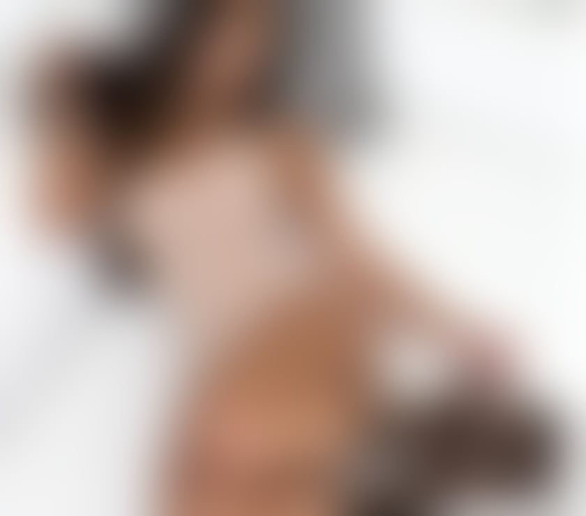  Escorts Edinburgh Old Town Edinburgh - Photos for ❤️JUST OUTCALL PARTY GIRL❤️