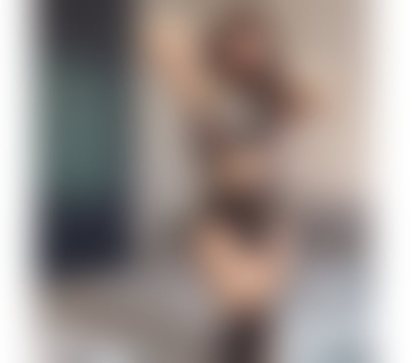 Escort East Croydon (Tramlink) Station South East London - Photos for Jenny The Party