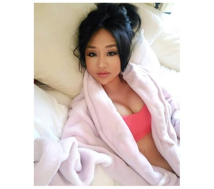 Escort East Croydon (Tramlink) Station South East London - Photos for Party Li 😗💓🏵