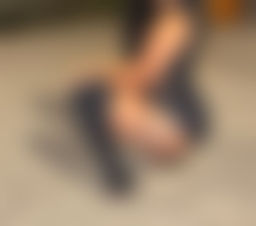 Escorts East London Canary Wharf - DLR Station - East London - Photos for Big Ass🍑Party girls🍑Sloppy Bj