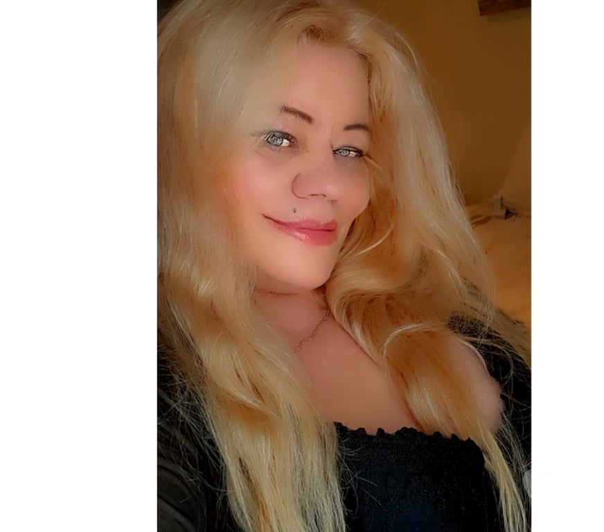 Escorts North London South Tottenham - North London - Photos for Sexy Alexa party grils 😘best bj no rush a 💯