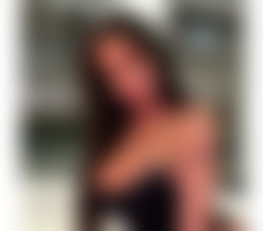 Escorts East London East Ham - East London - Photos for 🔥vivi party girl new in town Brazilian 🇧🇷