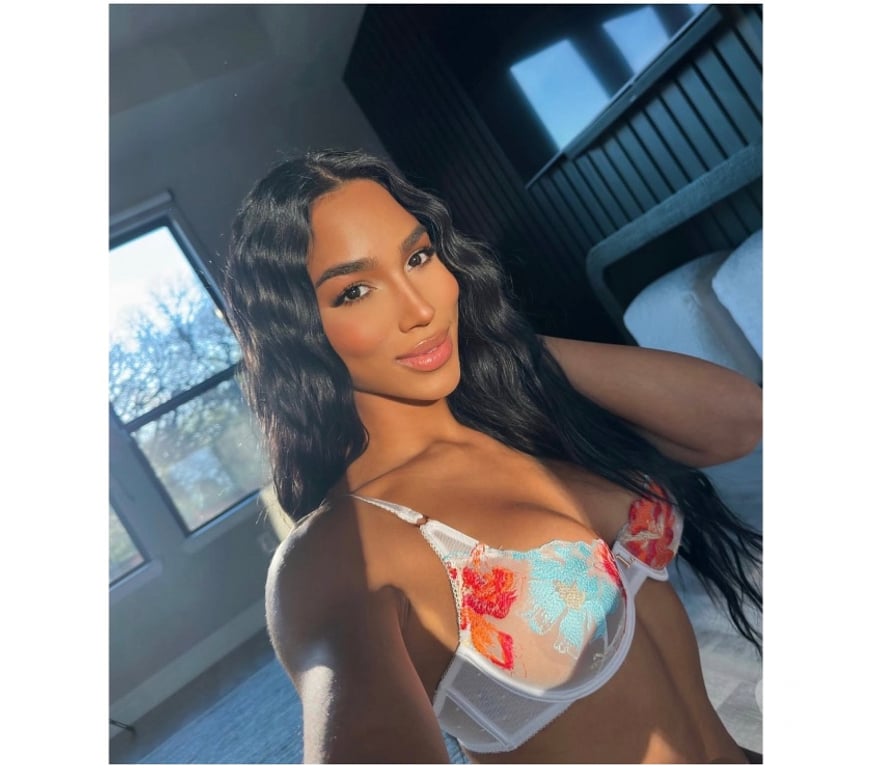 Escorts Hampshire Basingstoke and Deane - Photos for IZA NEW BABY ON THE TOWN 💦👅🥰