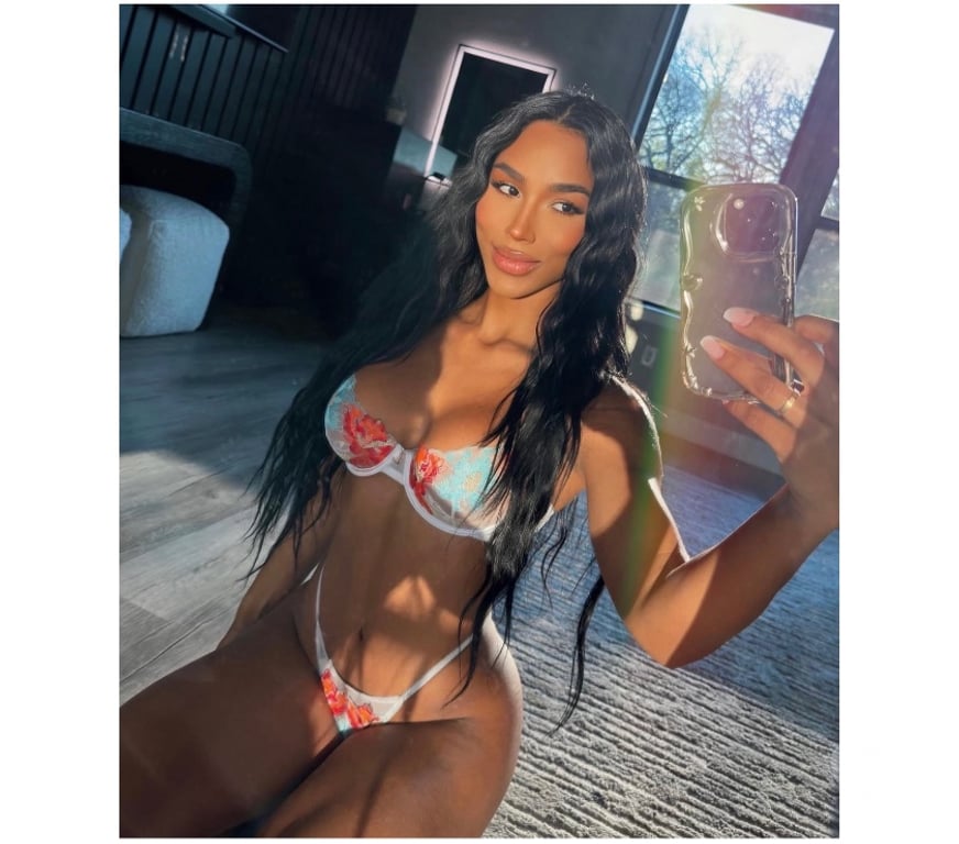 Escorts Hampshire Basingstoke and Deane - Photos for IZA NEW BABY ON THE TOWN 💦👅🥰