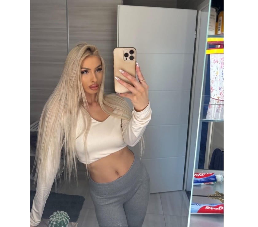 Escorts Mid and East Antrim Ballymena - Mid and East Antrim - Photos for Mella new in area 💋Best company 💯PARTY