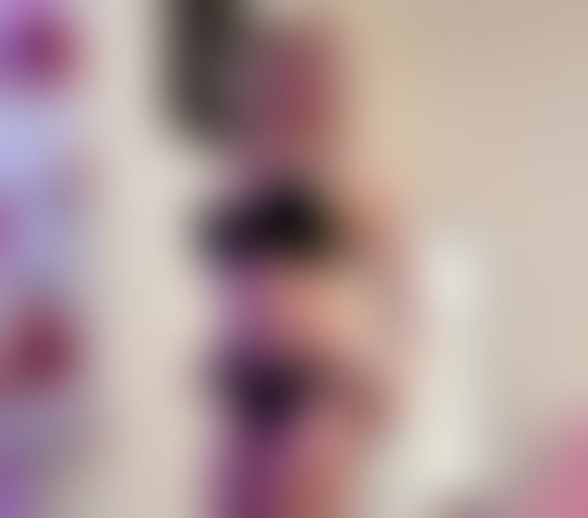 Escorts Bentley Doncaster - Photos for Romantic & Sensual Monica. Outcall available.What's confirm