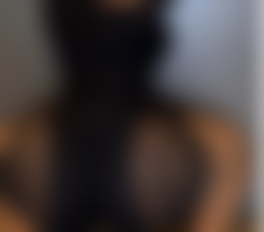 Escorts South East London Croydon - Photos for Amy Bruneet hot party🥂 girl best service 🫦🍾