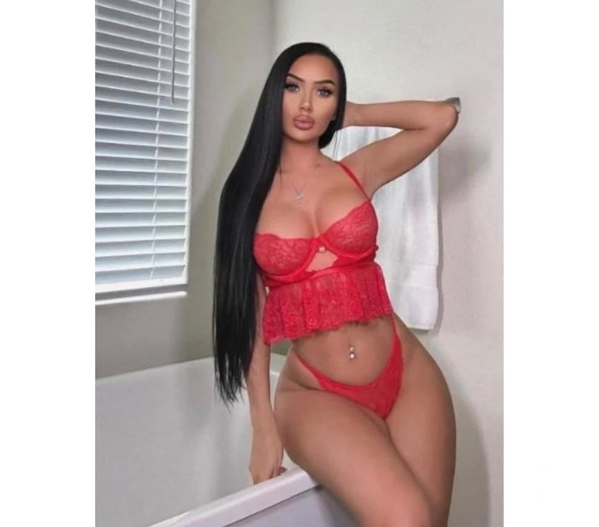 Escorts East Sussex Eastbourne - Photos for REYNA👸🏻PARTY GIRL🎉STRAP-ON🍆OUTCALL☎️