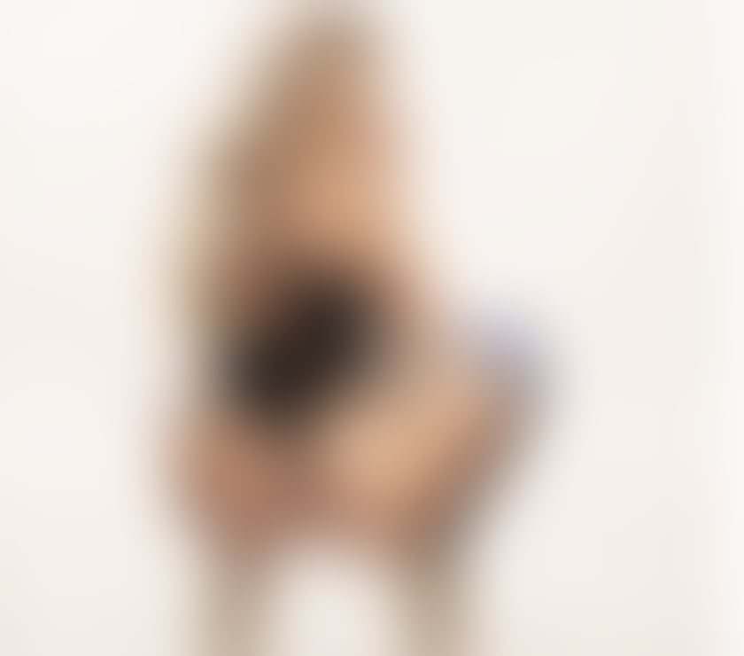 Trans Milton Keynes City Centre Milton Keynes - Photos for LARIH BRAZILIAN XL