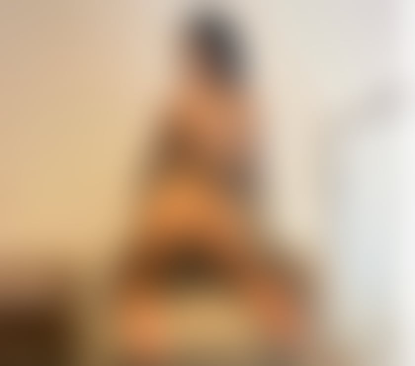 Escorts West London Hounslow - Photos for ❤️‍🔥GFE🌸OWO😈PARTY GIRL🥂