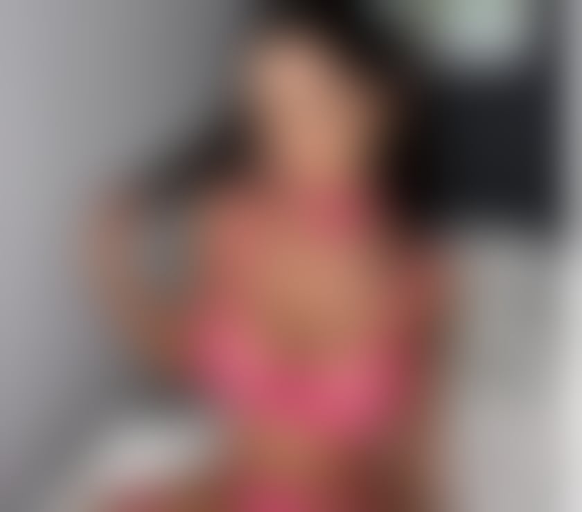  Escorts Hounslow East Station Hounslow - Photos for ❤️‍🔥GFE🌸OWO😈PARTY GIRL🥂