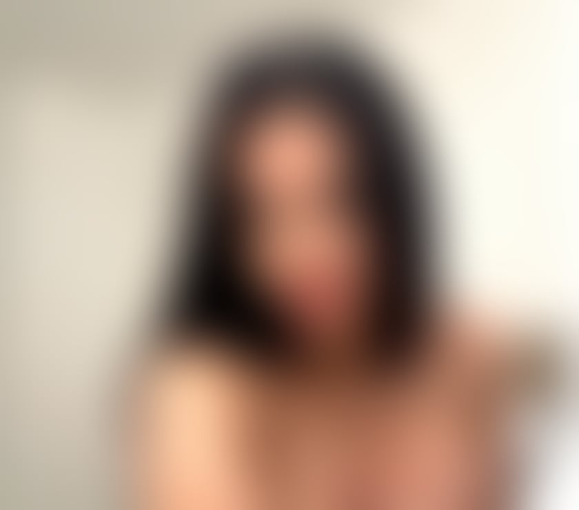 Escort Angel Station Angel - Central London - Photos for I'm MEGHAN. Energy wrapped in mystery 😏