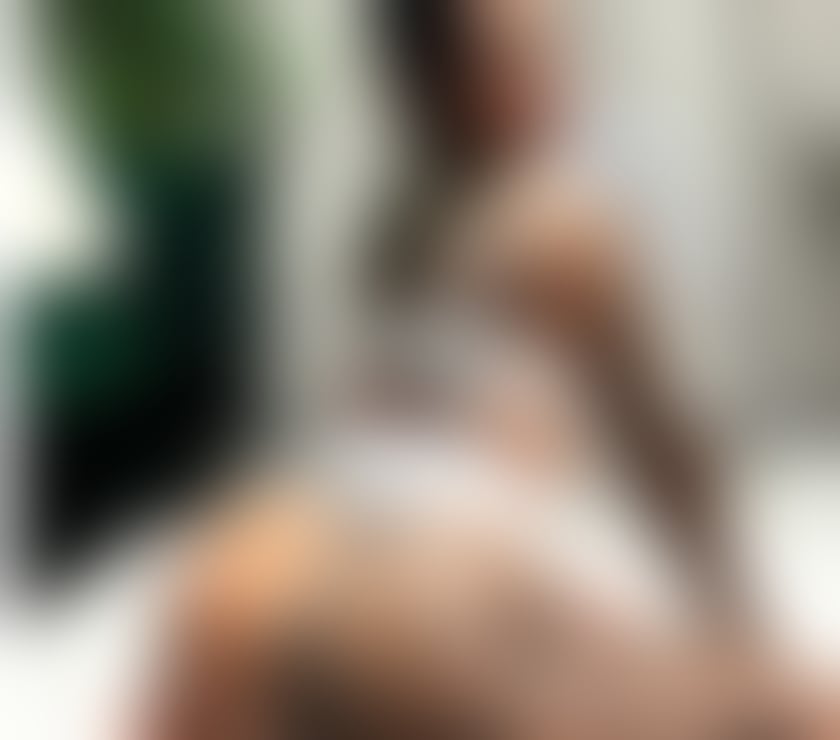 Escorts Oxfordshire Vale of White Horse - Photos for Kim tattoo girl and hot