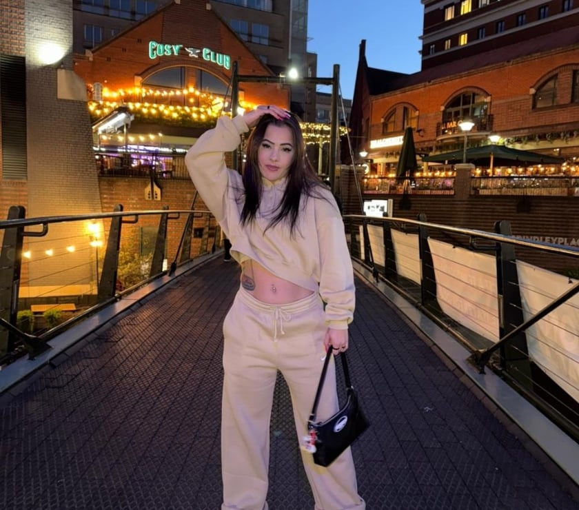  Escorts Birmingham City Centre Birmingham - Photos for JULIA SILVA Pretty Hottest Brazilian 🍭🔥