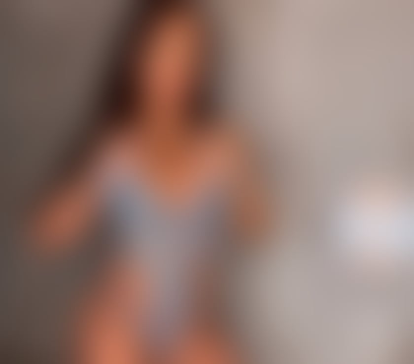 Escort Bradford City Centre Bradford - Photos for ❌꧁BUSTY AND SENSUAL꧂❌BIG BOOBS 𒐪HOT𒐪