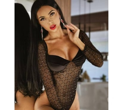 Escort Mansfield Town Centre Mansfield - Photos for 💋😈 LAÍS BRUNETTE PARTYING🎀