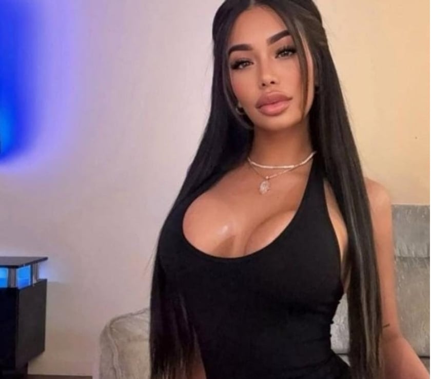 ZOE new party girl in Lincoln City center