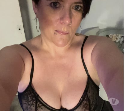 Escort Marks Gate East London - Photos for Sarah independent Essex area