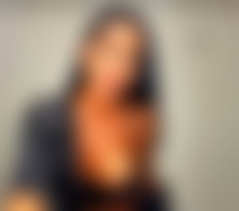  Escorts Liverpool City Centre Liverpool - Photos for ELLY PARTY GIRL 🔥24-7🔥INCALL & OUTCALL🌹