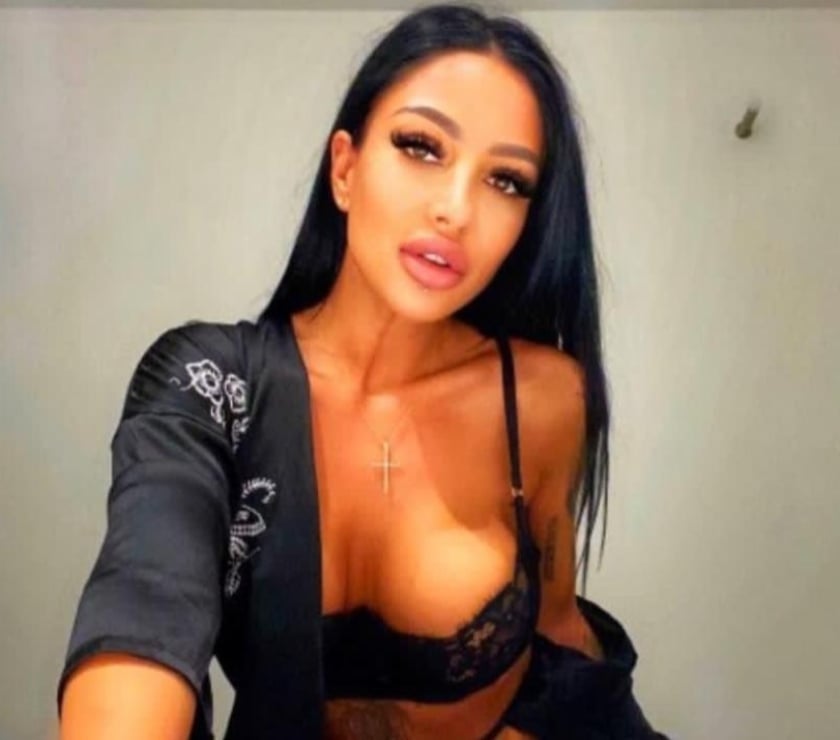 Escorts Greater Manchester Manchester - Photos for ELLY PARTY GIRL 🔥24-7🔥INCALL & OUTCALL🌹