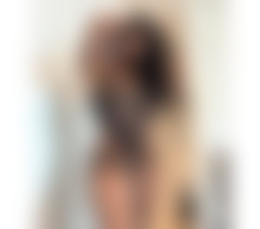 Brazilian brunette with curly hair, first time in the city.