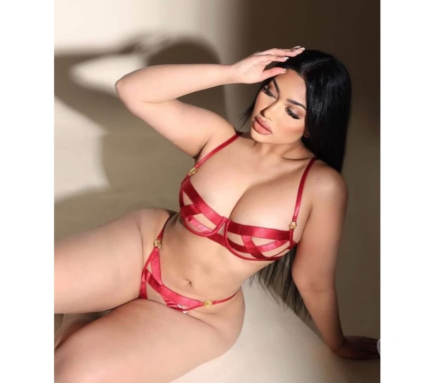 Escorts South West London Kingston upon Thames - Photos for Ella🌸just arrived🌸no rush❤️bdsm❤️