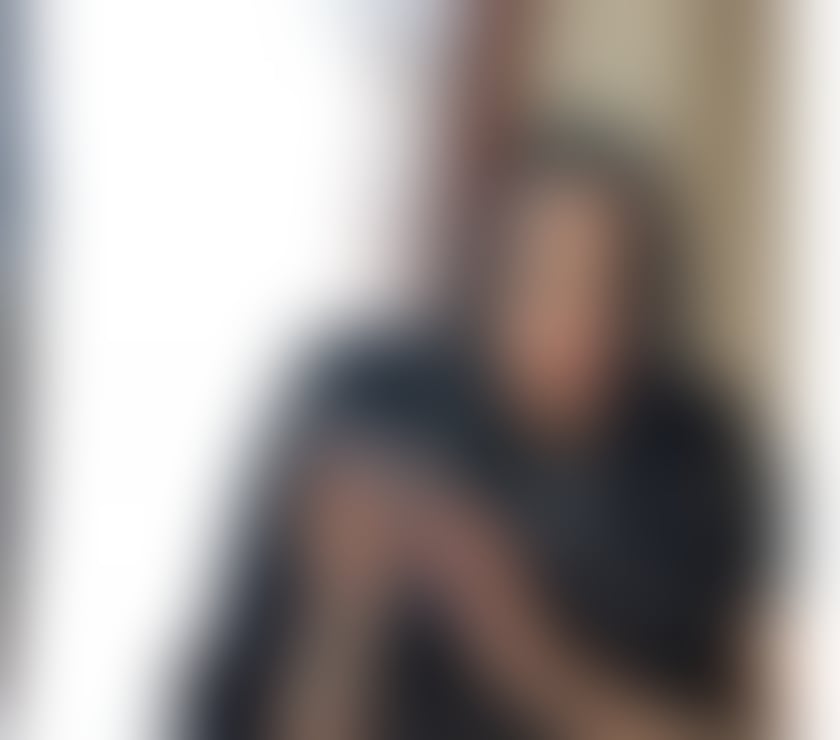 HELLO GENTLEMEN IM EVA AND IM NOW IN TOWN!€